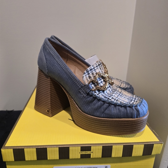 Circus by Sam Edelman Corduroy Blue and Brown Heeled Loafers - Picture 9 of 10